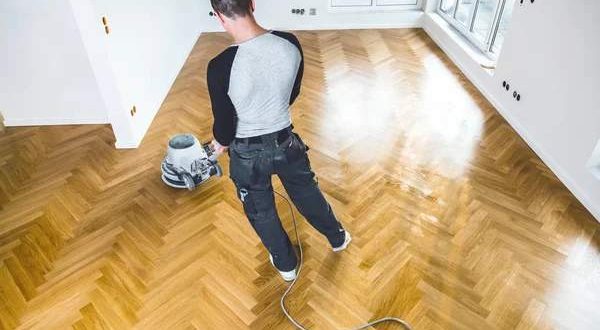 Vernissage planchers : techniques pour un résultat impeccable