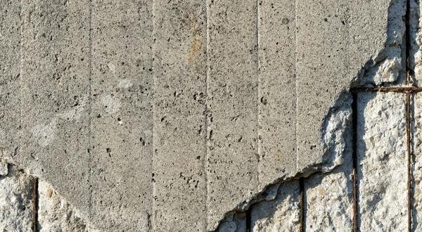 Murs en béton armé : la solution ultime contre l&rsquo;humidité et les intempéries